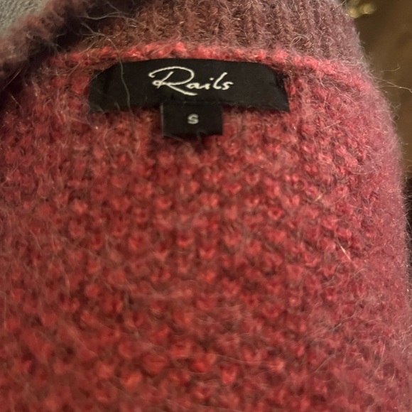 The “Cynthia” cardigan sweater by Rails! - Picture 3 of 4